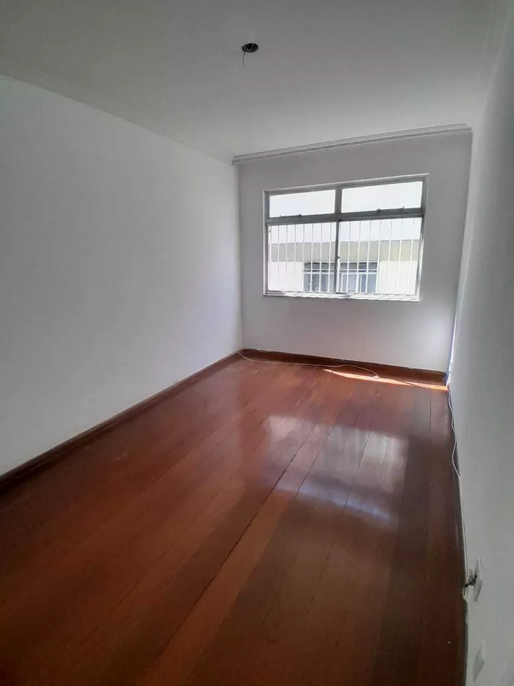 Apartamento à venda com 3 quartos, 100m² - Foto 1