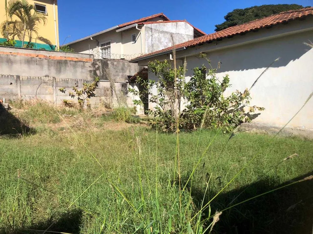 Casa à venda com 3 quartos, 200m² - Foto 14