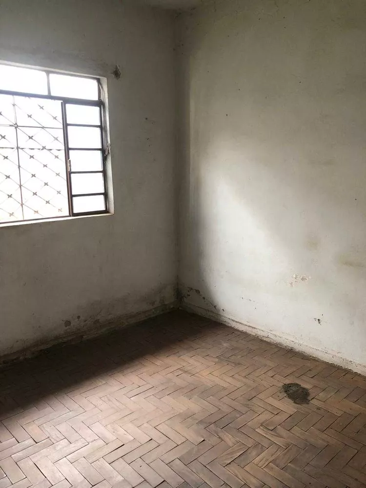 Casa à venda com 3 quartos, 200m² - Foto 5