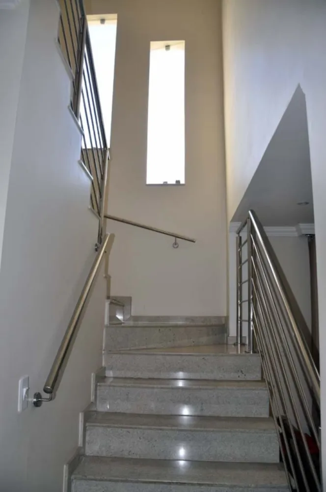 Casa, 3 quartos, 198 m² - Foto 4