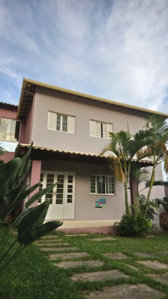 Casa, 3 quartos, 198 m² - Foto 1