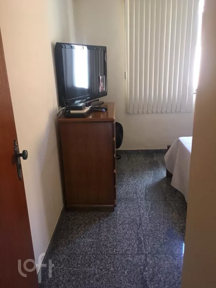 Casa à venda com 4 quartos, 240m² - Foto 14