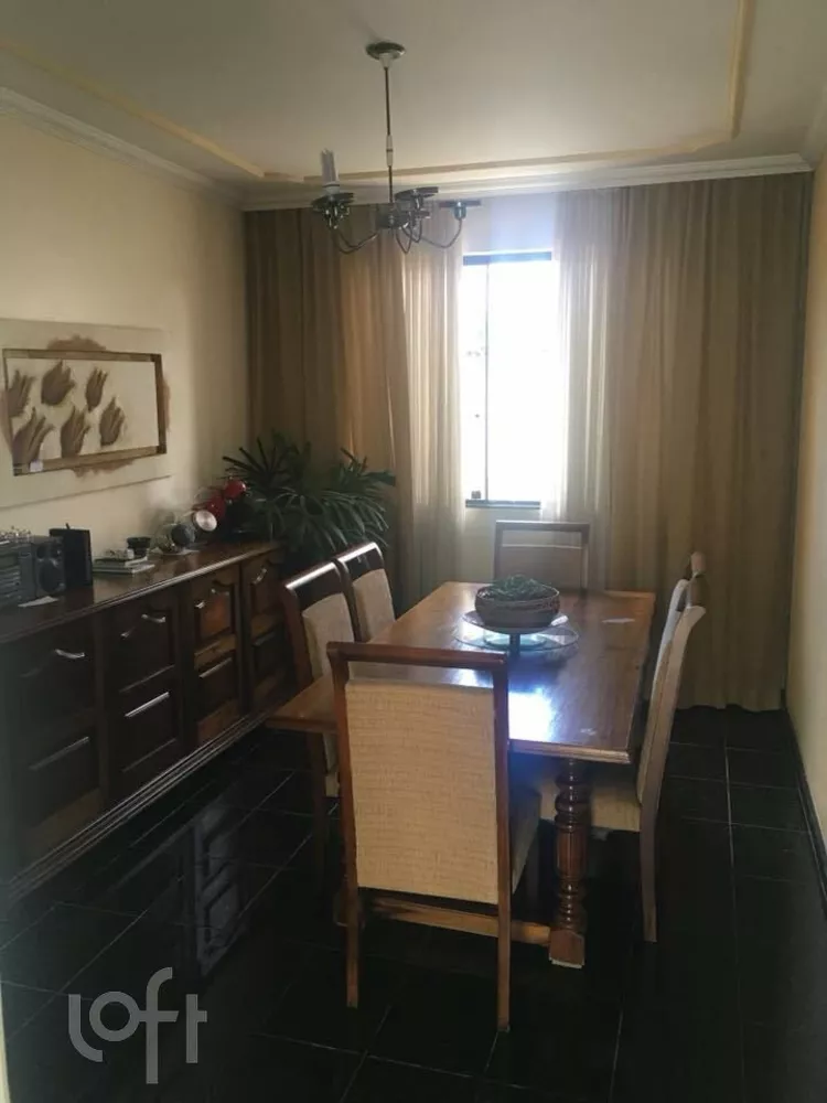 Casa à venda com 4 quartos, 240m² - Foto 21