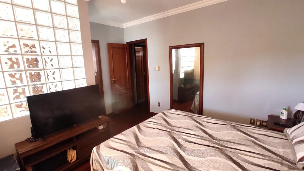 Casa, 3 quartos, 370 m² - Foto 11