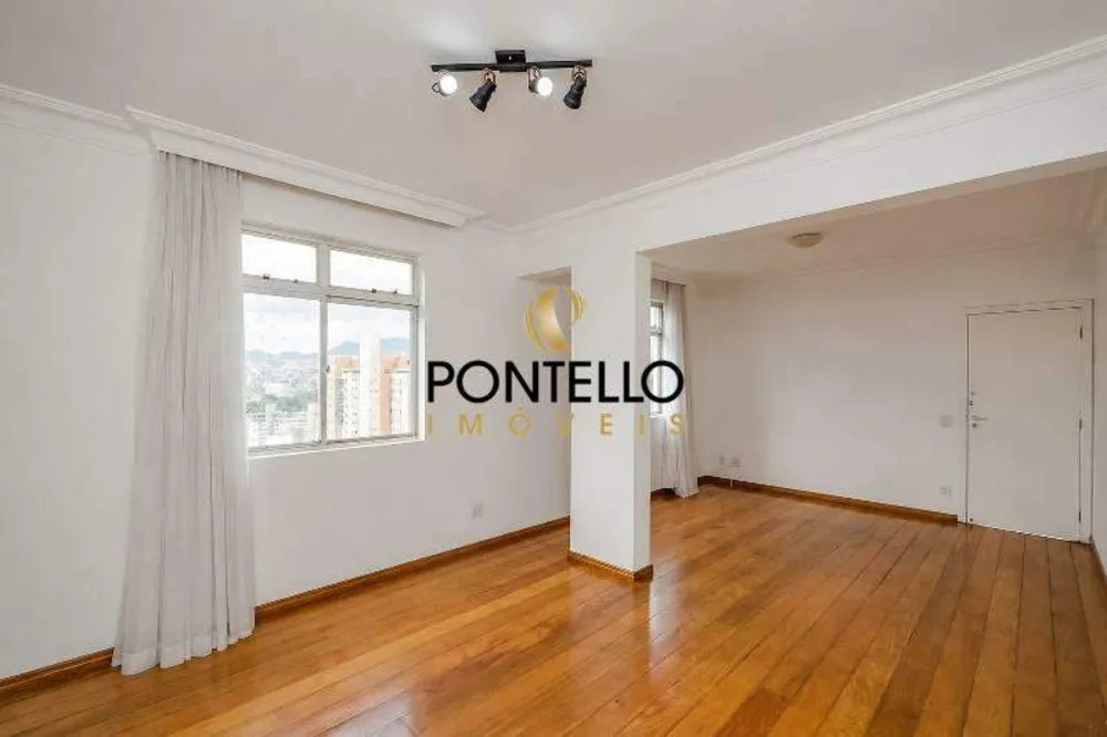 Cobertura, 3 quartos, 251 m² - Foto 2