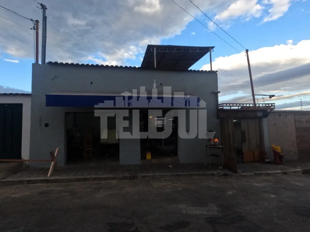 Casa, 4 quartos, 200 m² - Foto 1