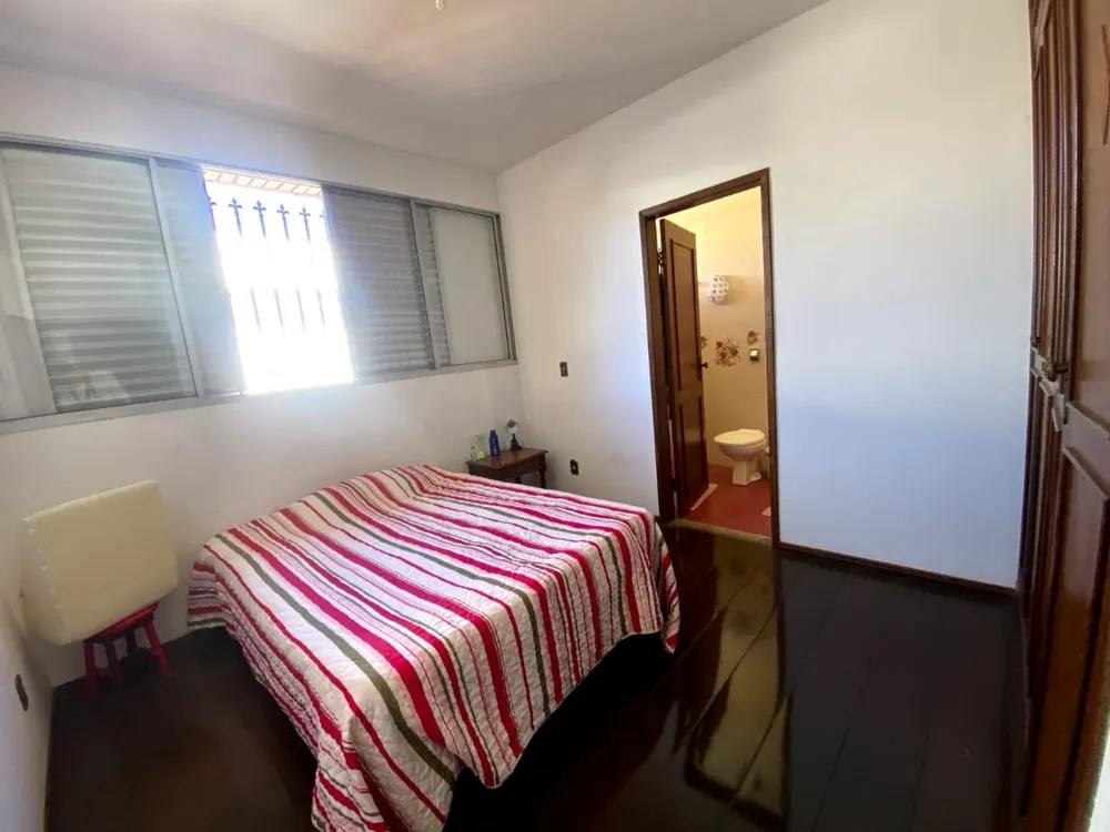 Casa, 6 quartos, 450 m² - Foto 10