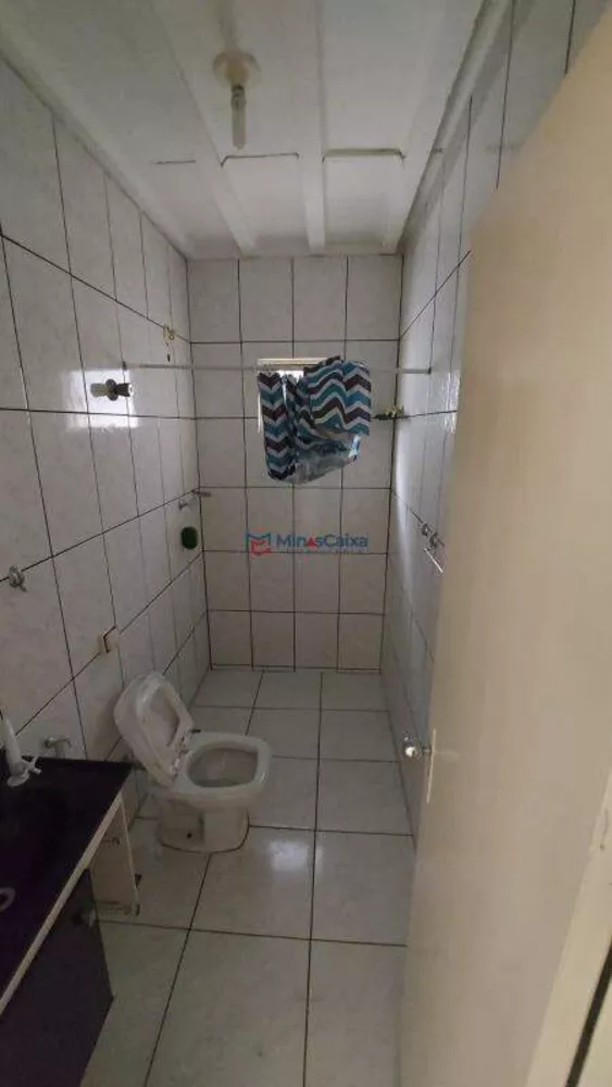 Casa à venda com 4 quartos, 200m² - Foto 8