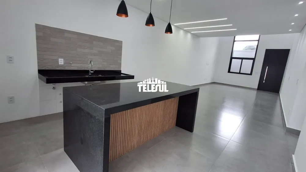 Casa, 3 quartos, 240 m² - Foto 7