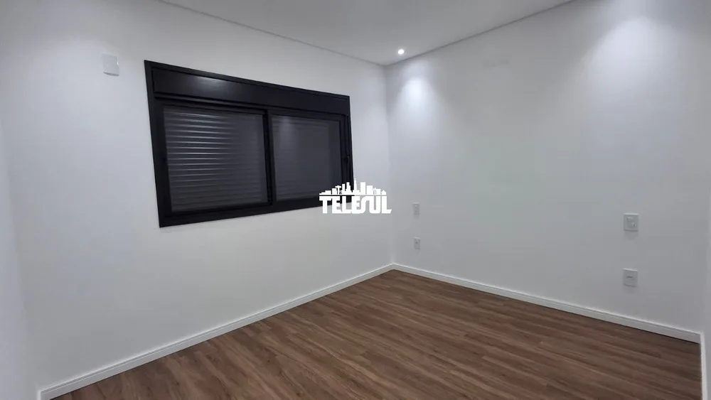 Casa, 3 quartos, 240 m² - Foto 4