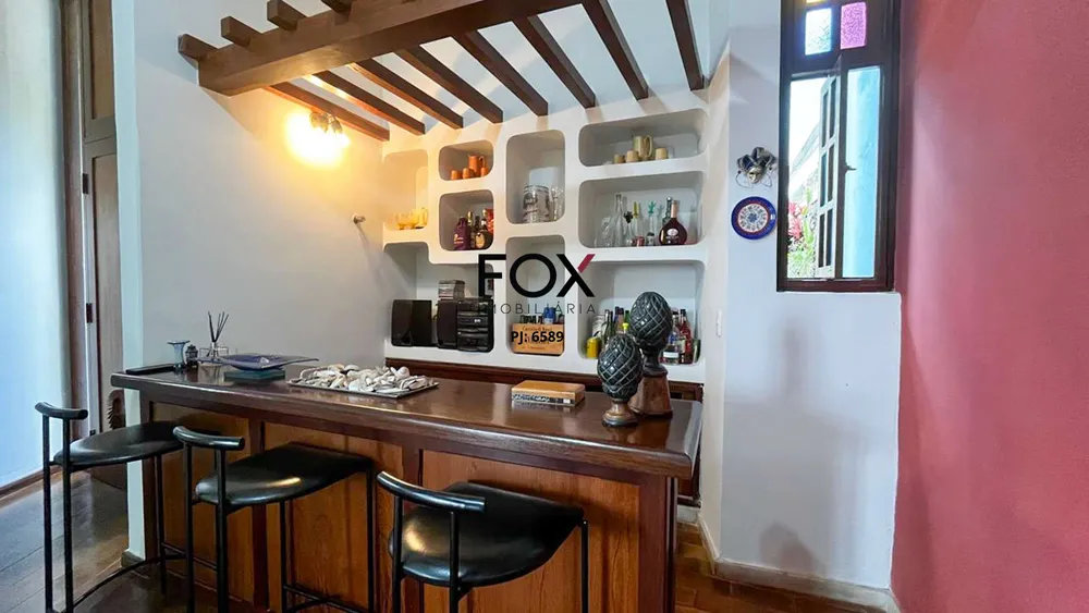 Casa, 4 quartos, 384 m² - Foto 1
