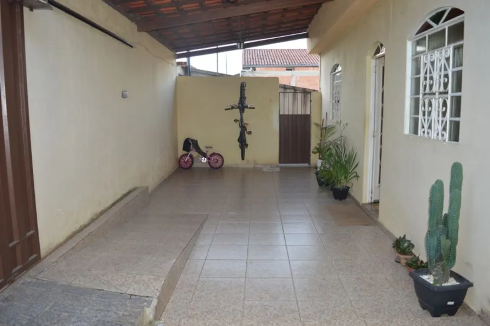 Casa, 4 quartos, 360 m² - Foto 1
