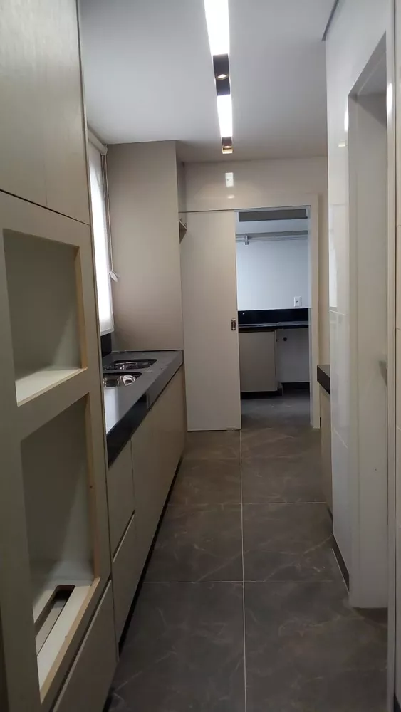 Apartamento à venda com 4 quartos, 205m² - Foto 13