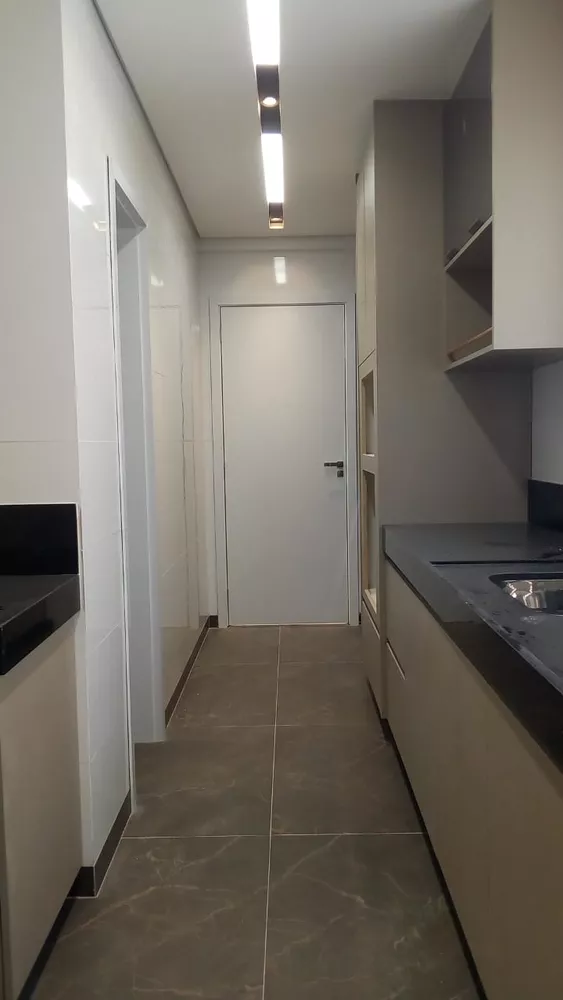 Apartamento à venda com 4 quartos, 205m² - Foto 16