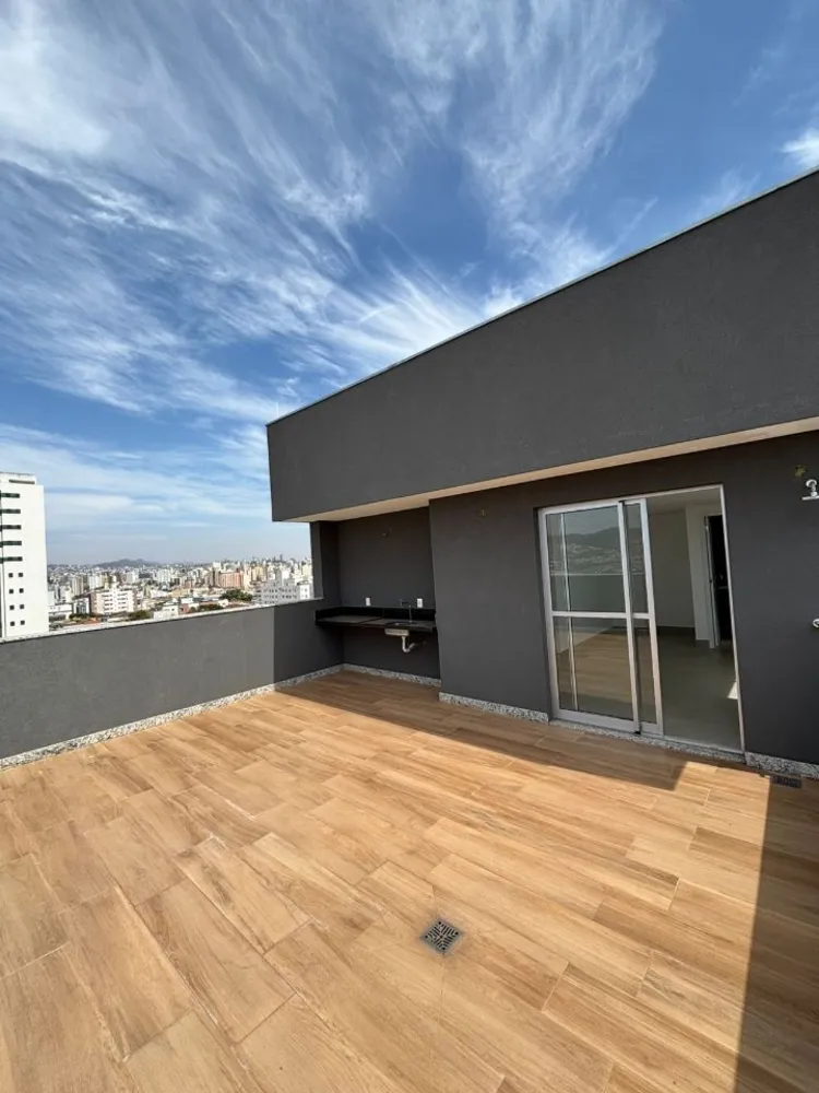 Cobertura, 3 quartos, 135 m² - Foto 2