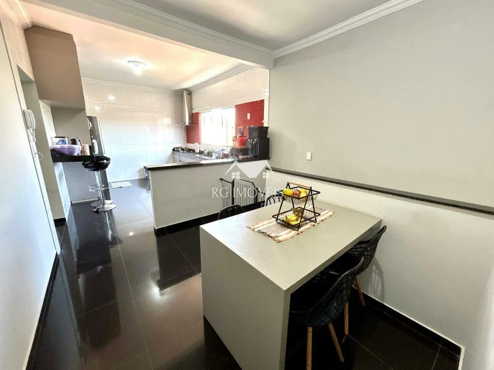 Casa, 4 quartos, 200 m² - Foto 6
