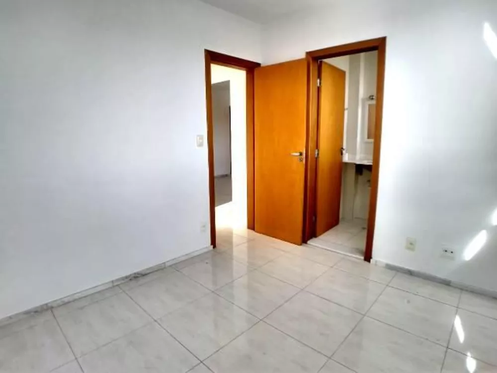 Apartamento à venda com 2 quartos, 77m² - Foto 17