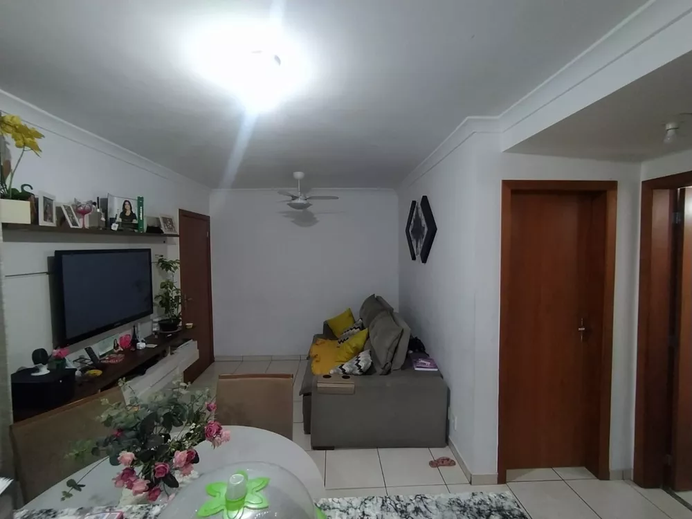 Apartamento à venda com 2 quartos, 45m² - Foto 2