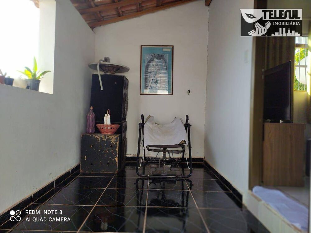 Casa à venda com 2 quartos, 200m² - Foto 9