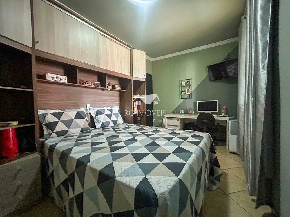 Casa, 3 quartos, 261 m² - Foto 11