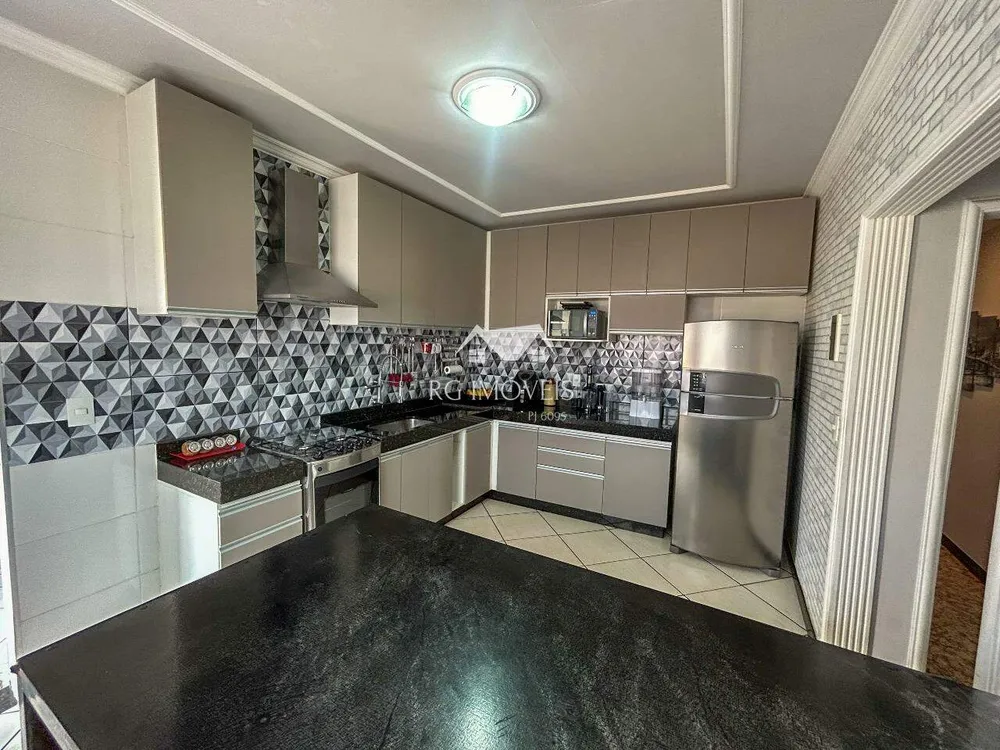 Casa, 3 quartos, 261 m² - Foto 5
