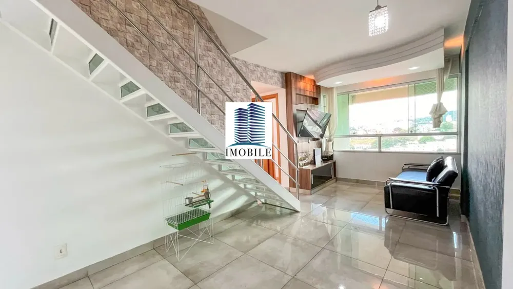 Cobertura, 3 quartos, 188 m² - Foto 2