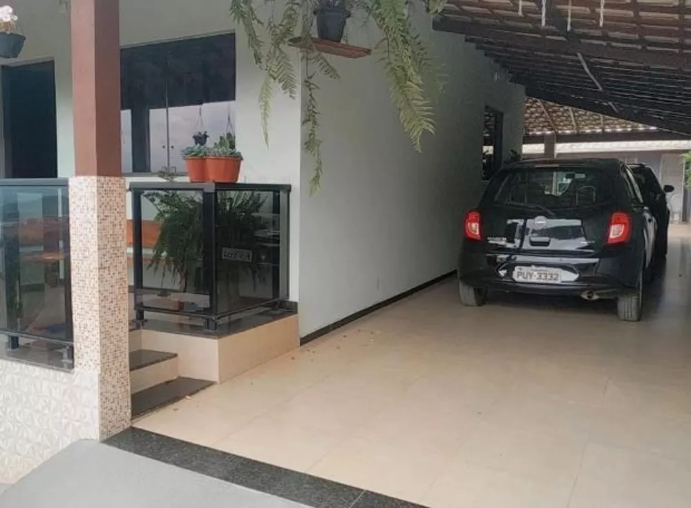 Chácara à venda com 2 quartos, 220m² - Foto 2