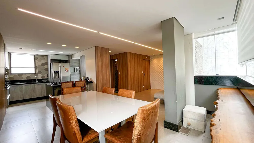 Apartamento, 3 quartos, 140 m² - Foto 1