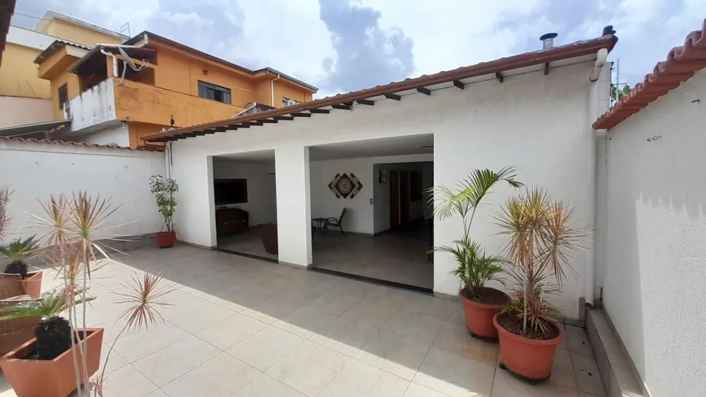 Casa, 4 quartos, 273 m² - Foto 2