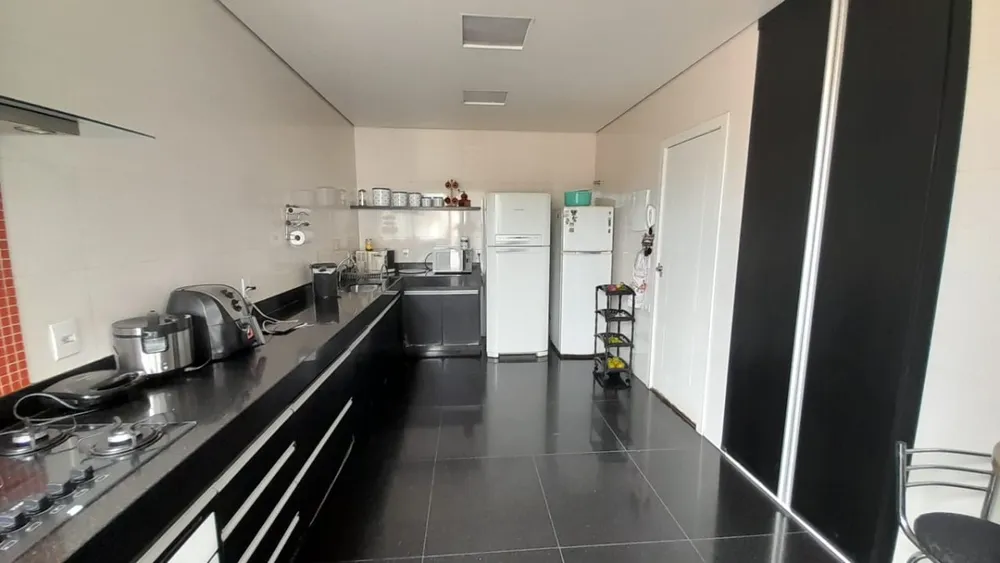 Casa, 4 quartos, 273 m² - Foto 11