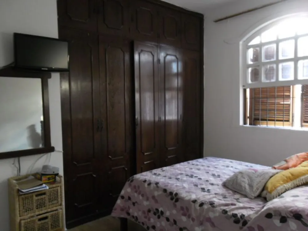 Casa, 4 quartos, 380 m² - Foto 1