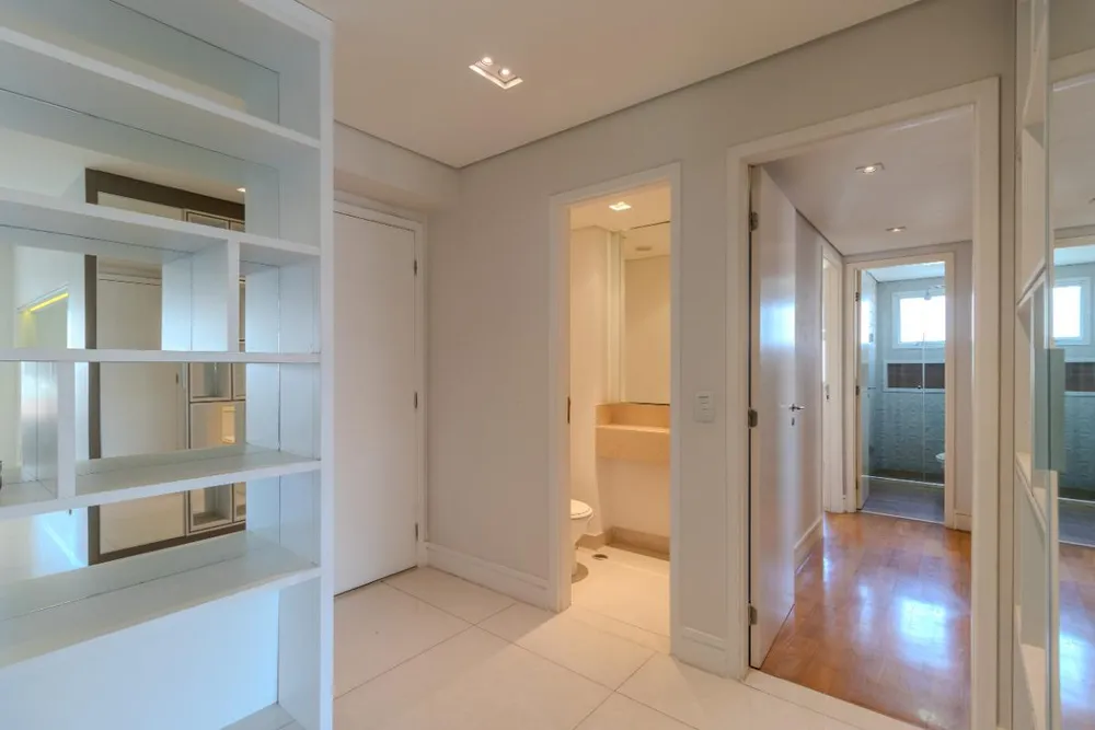 Apartamento, 3 quartos, 4500 m² - Foto 2