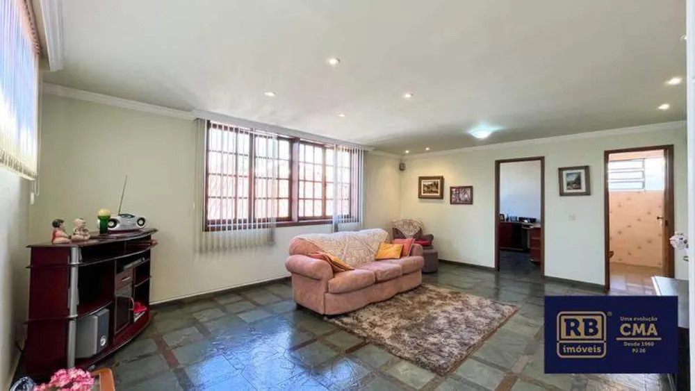 Casa, 5 quartos, 342 m² - Foto 1