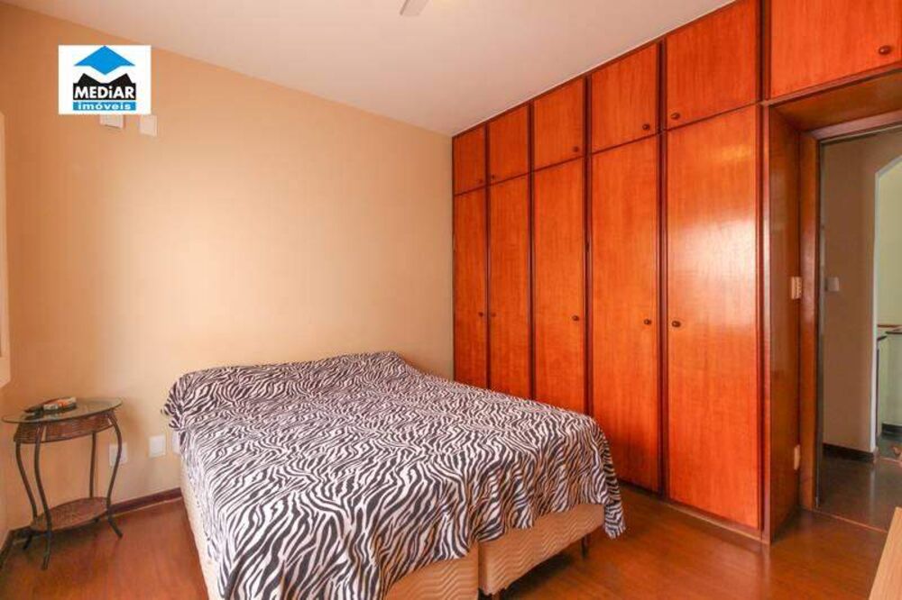 Casa à venda com 4 quartos, 407m² - Foto 16