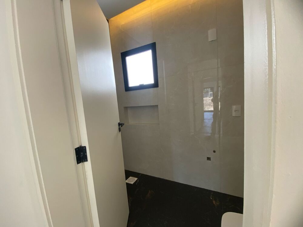 Casa à venda com 3 quartos, 14456m² - Foto 11