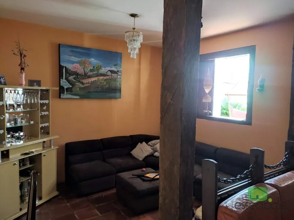 Casa, 4 quartos, 372 m² - Foto 1