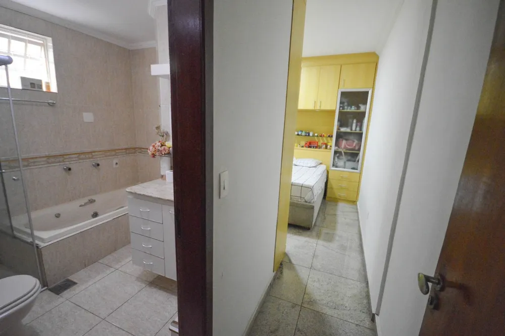 Casa, 4 quartos, 225 m² - Foto 15