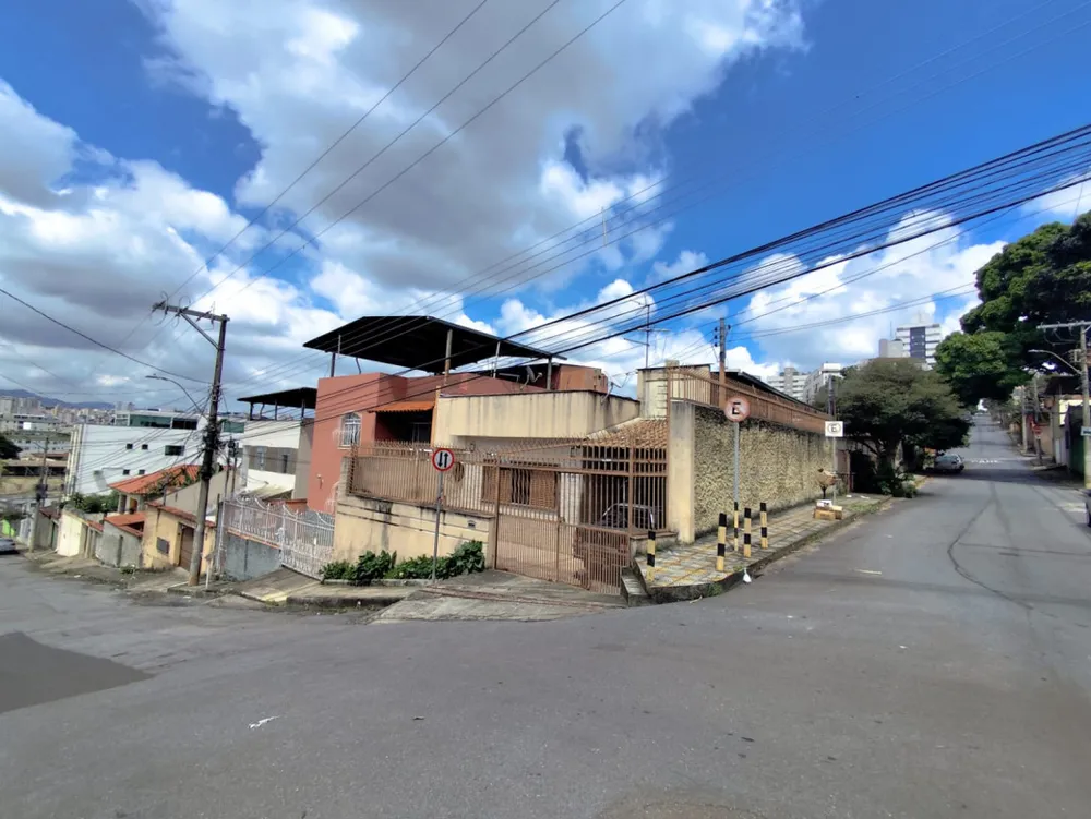 Casa, 3 quartos, 152 m² - Foto 1