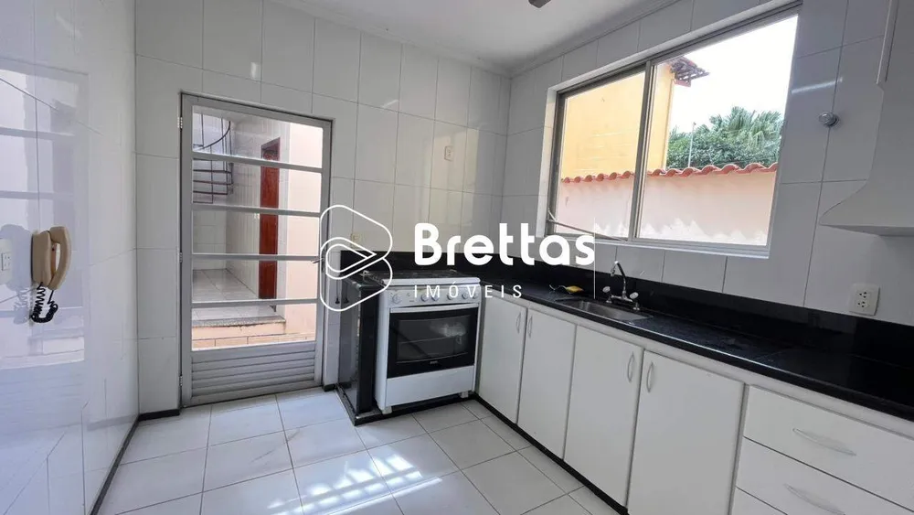 Casa, 5 quartos, 300 m² - Foto 4