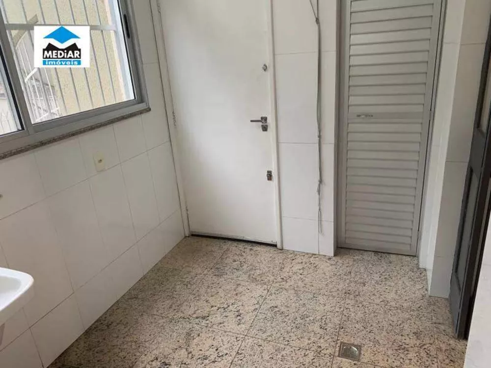 Apartamento à venda com 3 quartos, 90m² - Foto 13