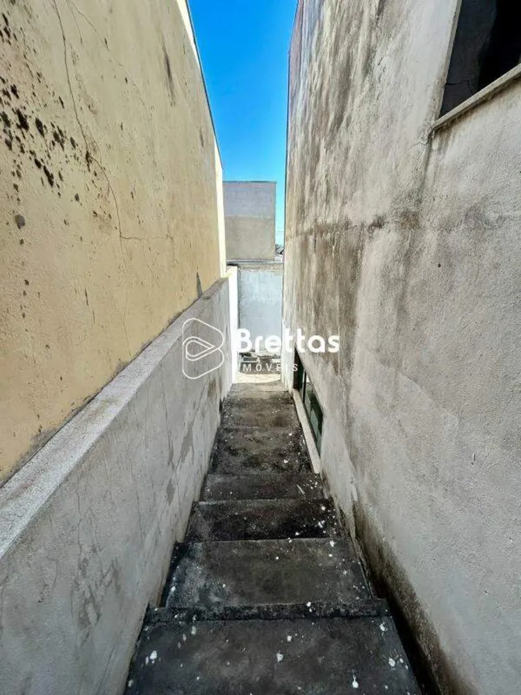 Casa, 3 quartos, 250 m² - Foto 3