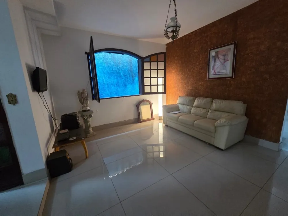 Casa, 4 quartos, 250 m² - Foto 11