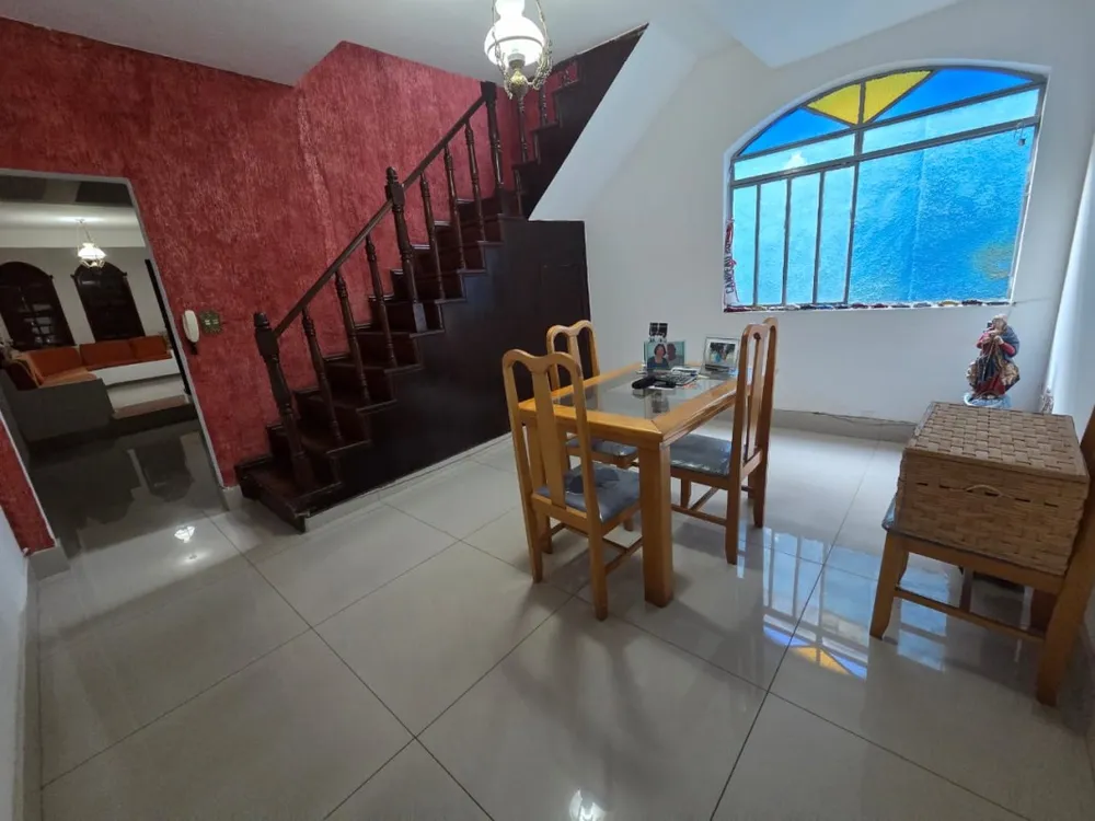 Casa, 4 quartos, 250 m² - Foto 9