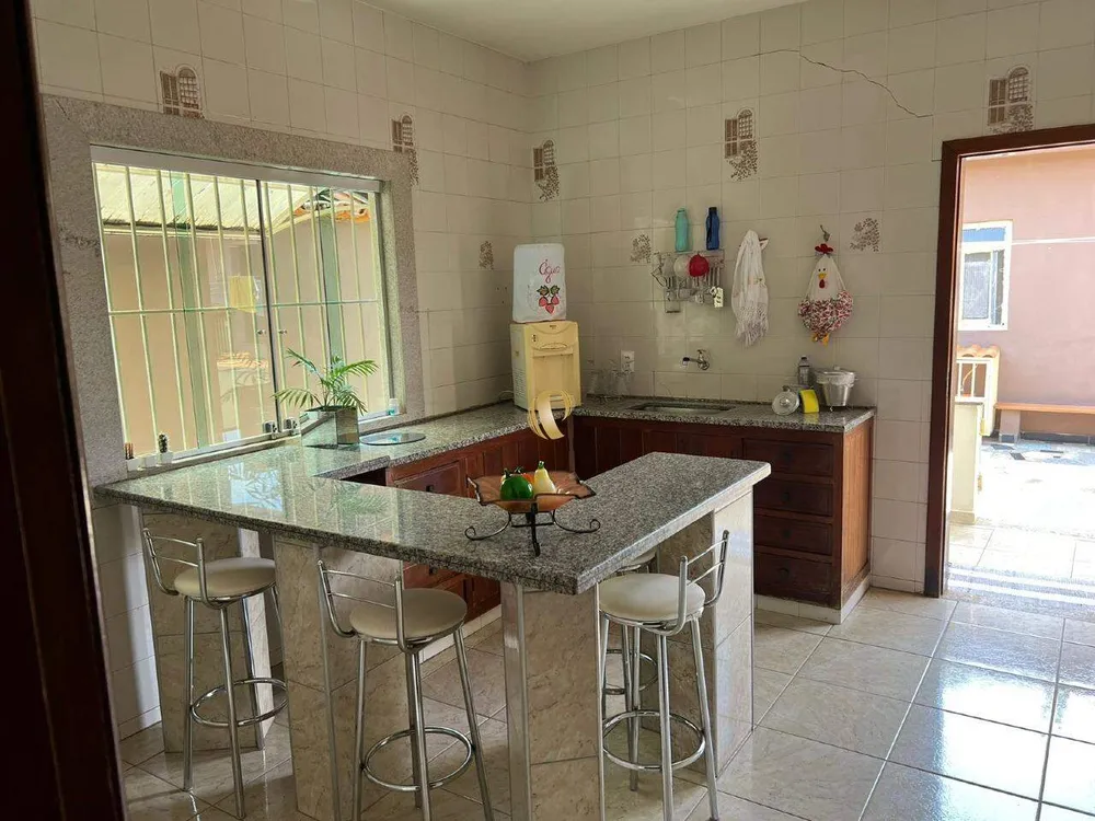 Casa, 4 quartos, 217 m² - Foto 4