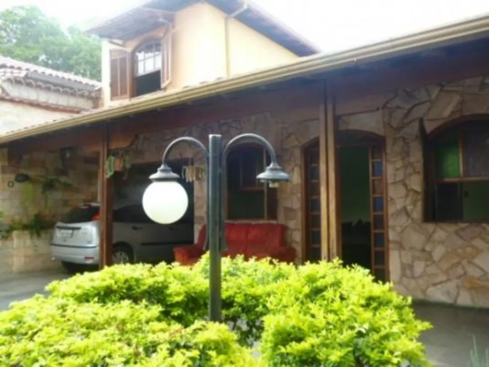 Casa, 4 quartos, 140 m² - Foto 1