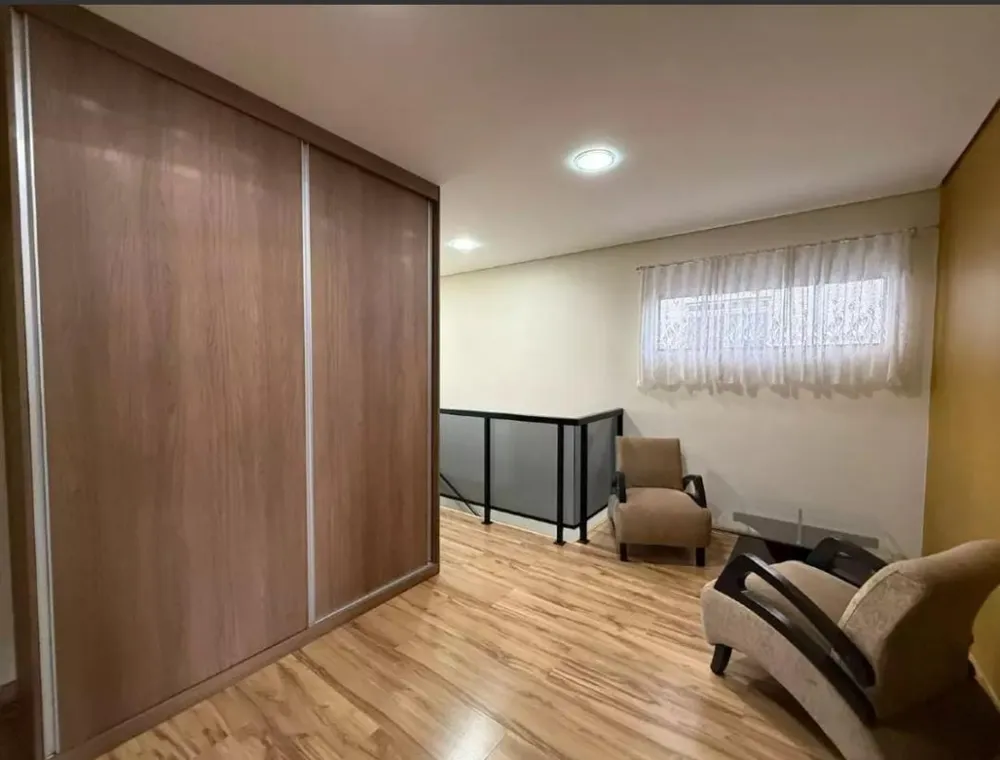 Casa, 5 quartos, 256 m² - Foto 2