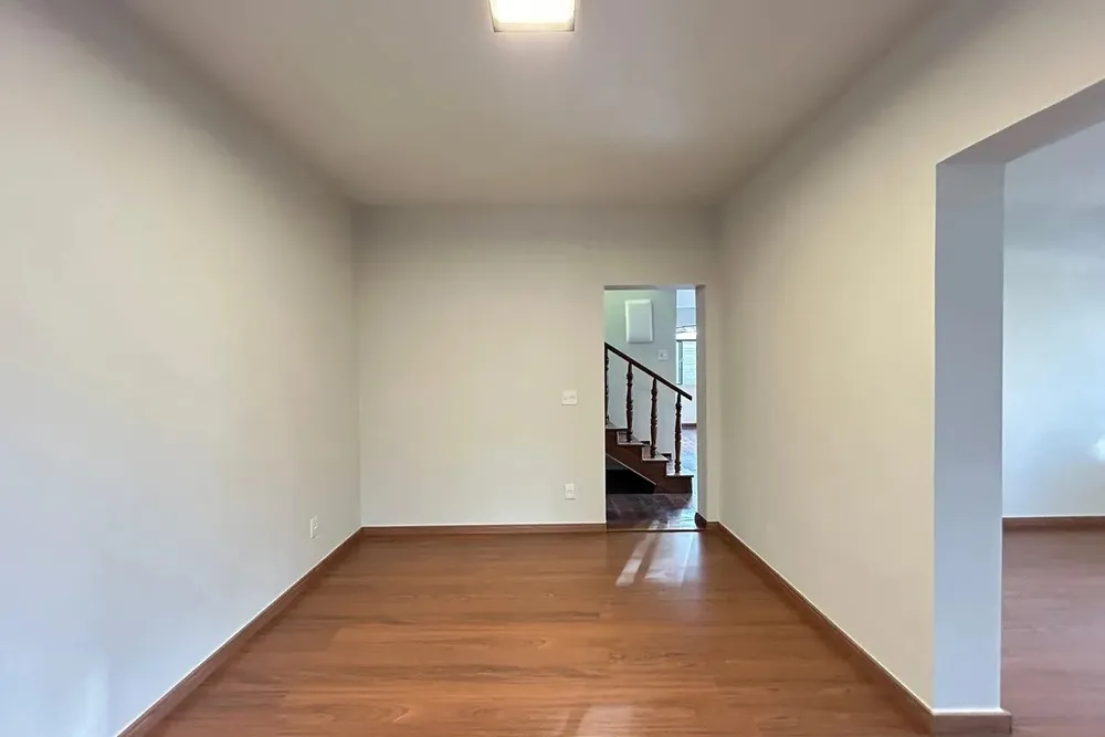 Casa, 4 quartos, 217 m² - Foto 2