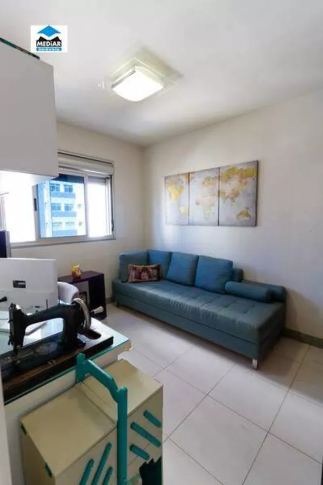 Apartamento à venda com 3 quartos, 100m² - Foto 2