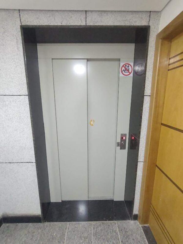 Apartamento à venda com 2 quartos, 60m² - Foto 3