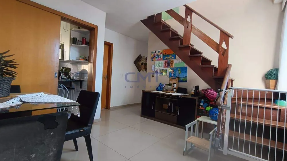 Apartamento, 3 quartos, 80 m² - Foto 2